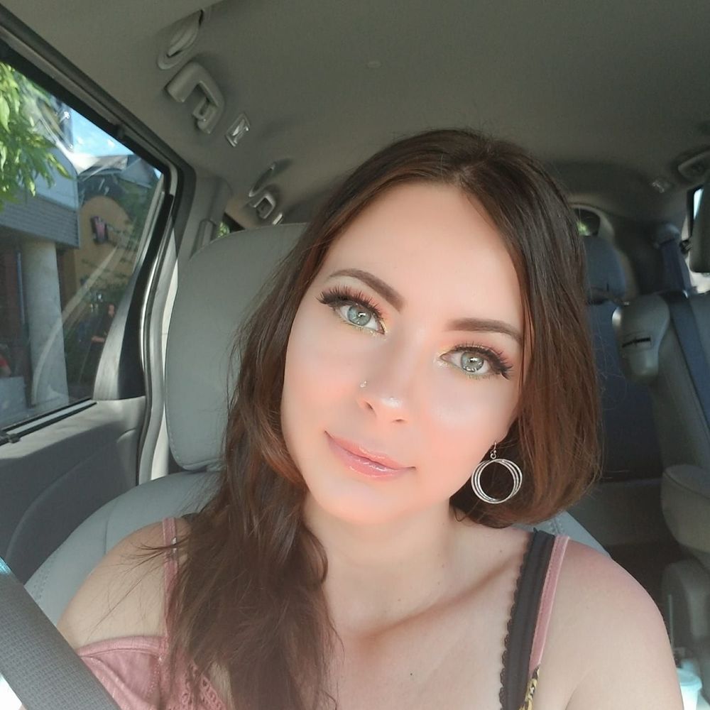 Meet your Posher, Lacey